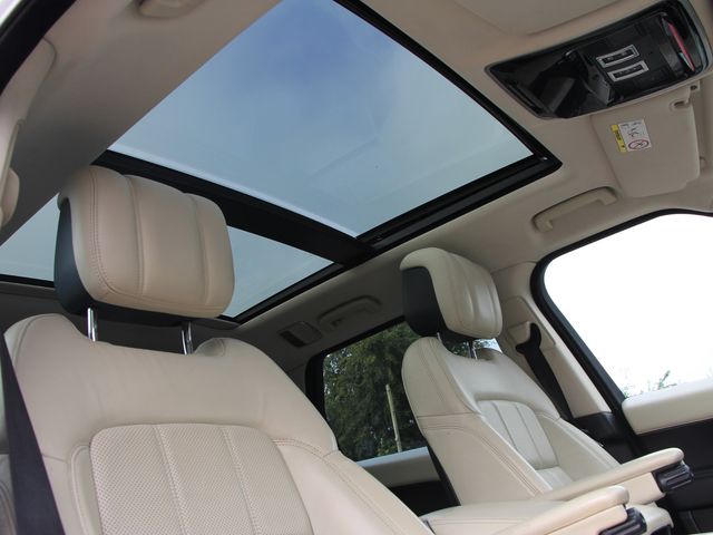Image for 2019 Land Rover Range Rover Sport HSE 3.0 D 