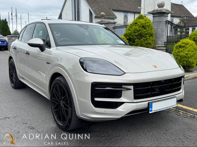 Image for 2025 Porsche Cayenne 3.0 V6 E-HYBRID AUTO==BIG SPEC==SPORTS DESIGN PACK==