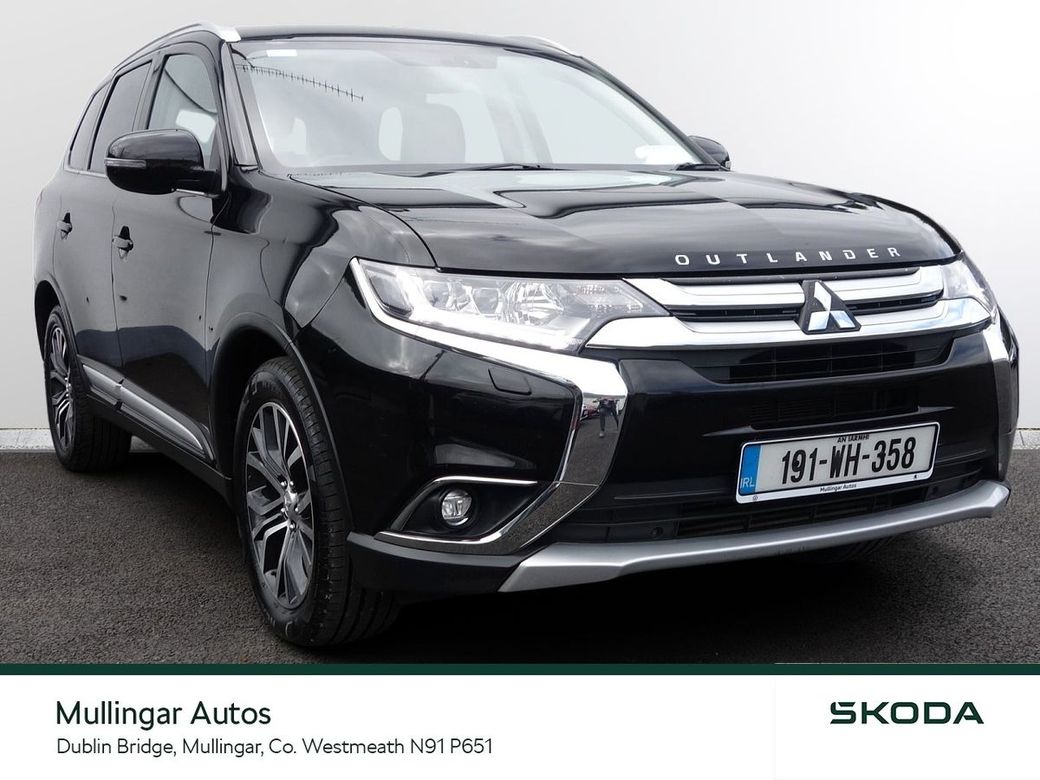 Image for 2019 Mitsubishi Outlander 2.2 DI-D 150PS 6MT 4WD 7-Seater BlackLin