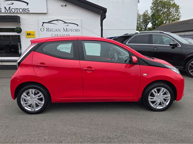 Image for 2015 Toyota Aygo 1.0 5DR X-PLAY