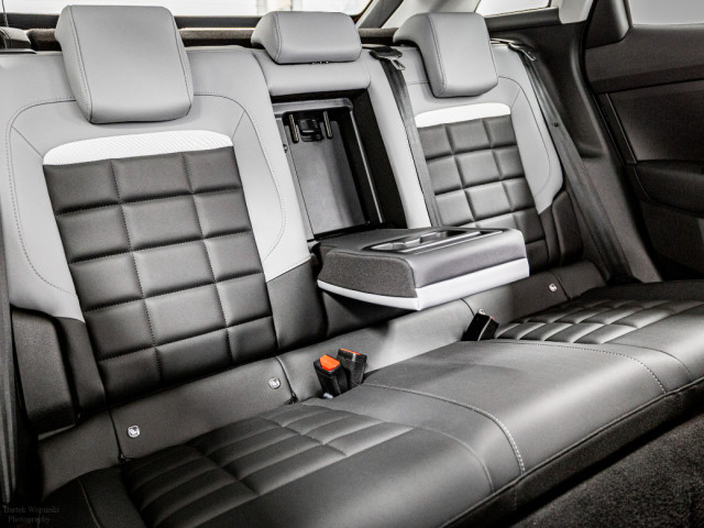 Image for 2025 Citroen C4 ë-MAX 54kWh 155HP