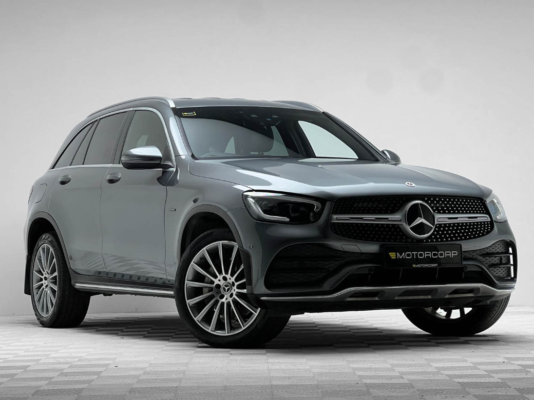 Image for 2020 Mercedes-Benz GLC Class 300 DE AMG LINE PREMIUM