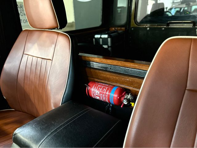 Image for 2003 Land Rover Defender 90 HARD TOP 2.5