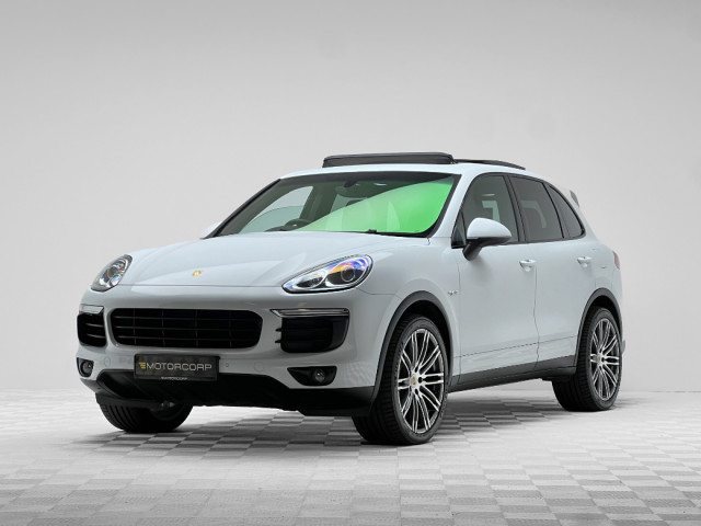 Image for 2015 Porsche Cayenne S 3.0 V6 E-HYBRID 416HP PAN ROOF