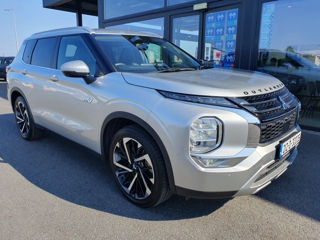 Image for 2021 Mitsubishi Outlander NEW MODEL * 7 SEATS * 2.4 P:HEV * FULL TIME 4 WD * HALF LEATHER