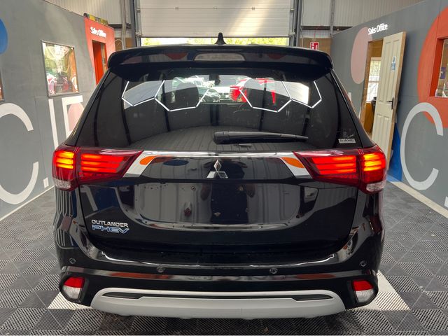 Image for 2020 Mitsubishi Outlander OUTLANDER 2.4 HYBRID / 62k KMs / HEATED SEATS & WHEEL , REVERSE CAMERA , ADAPTIVE CRUISE & MORE
