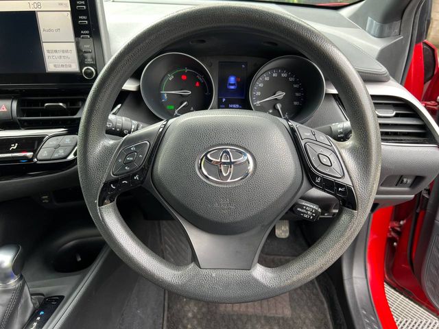 Image for 2020 Toyota C-HR 1.8 HYBRID AUTO // DUAL ZONE CLIMATE CONTROL // ADAPTIVE CRUISE CONTROL // 17" ALLOYS