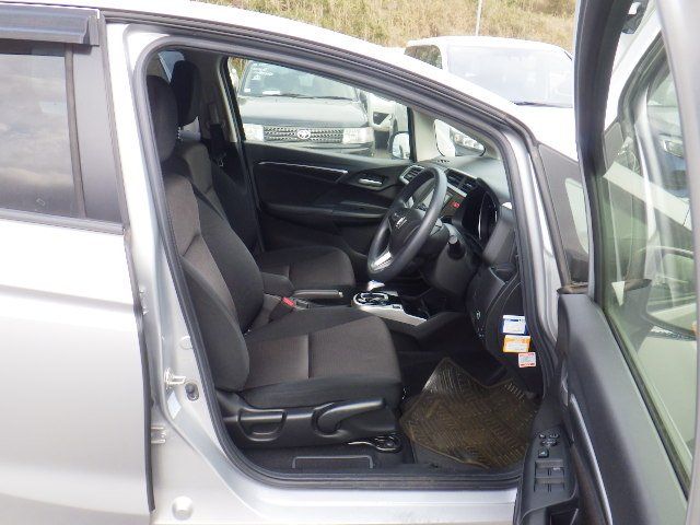 Image for 2017 Honda Fit 1.5 Petrol Hybrid Auto