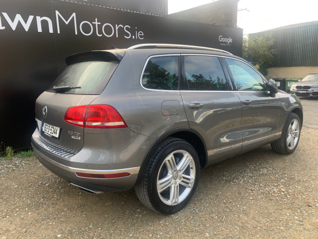 Image for 2016 Volkswagen Touareg 3.0 TDI AUTO 5 SEATER CREW CAB // GREAT CONDITION // 07/26 CVRT // NO VAT // LEATHER, REVERSE CAMERA AND SAT NAV // 