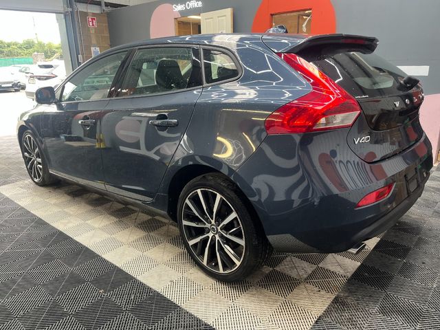 Image for 2017 Volvo V40 2017 VOLVO V40 D4 2.0 AUTOMATIC / CRUISE CONTROL / PARKING CAMERA / ELECTRIC MEMORY & HEATED SEATS / PADDLE SHIFTERS AND MORE