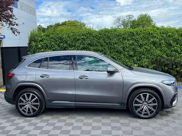 Image for 2024 Mercedes-Benz EQA EQA250+ AMG-LINE PREMIUM DARK 70.5KWH // APPLE CARPLAY/ANDROID AUTO // 19" AMG-LINE ALLOYS // 360 PARKING SENSORS
