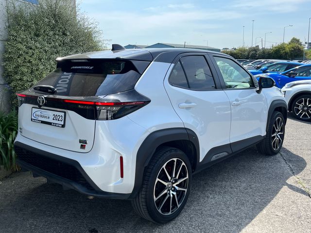 Image for 2023 Toyota Yaris Cross GR SPORT AUTOMATIC HYBRID 1.5 PETROL //360 PARKING CAMERAS//KEYLESS ENTRY//ADAPTIVE CRUISE CONTROL// 
