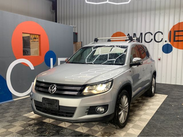 Image for 2015 Volkswagen Tiguan 1.4 PETROL AUTOMATIC / 64k KMs / Reverse Camera, Cruise Control & More