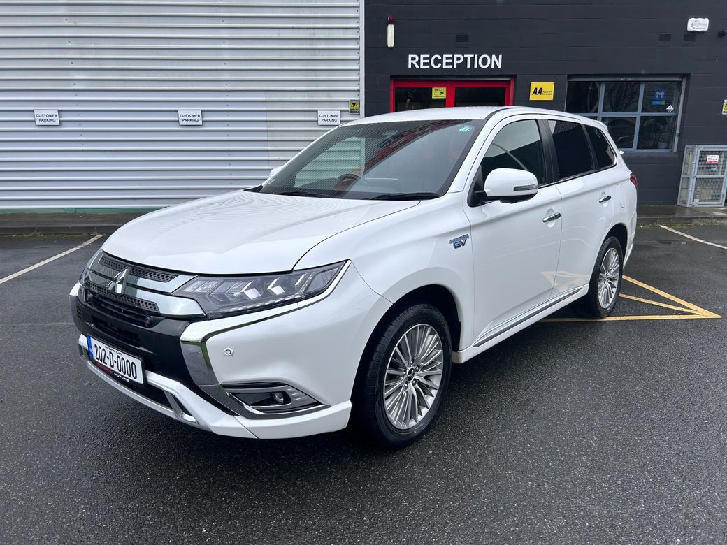 Image for 2020 Mitsubishi Outlander S Edition Highest Specification