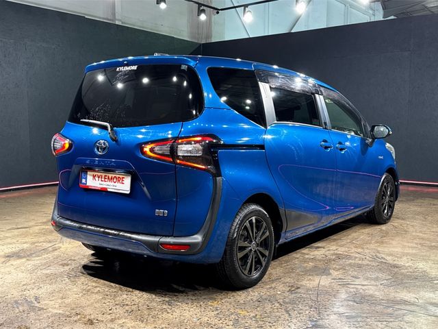 Image for 2017 Toyota Sienta 1.8 HYBRID G EDITION - 7 SEATER - HEATED SEATS - 15'' FACTORY ALLOYS - DUAL AUTO SLIDING DOORS - PUSH BUTTON START/STOP - REAR CAMERA