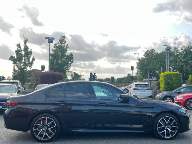Image for 2022 BMW 5 Series 530E M-SPORT *PRO & COMFORT PACKS*