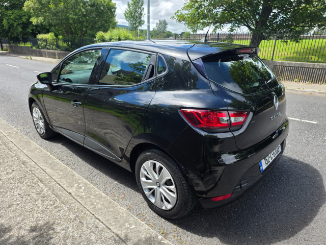 Image for 2015 Renault Clio 1.2 Expression 75BHP 4DR