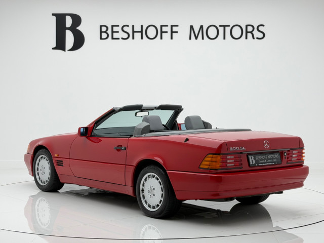 Image for 1991 Mercedes-Benz SL Class 500SL V8=ONLY 32778 MILES//EXCELLENT EXAMPLE//D REG=DOCUMENTED SERVICE HISTORY FILE=TRADE IN'S WELCOME