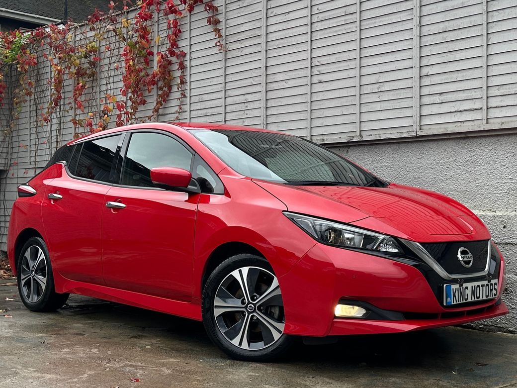 Image for 2022 Nissan Leaf N-CONNECTA / APPLE & ANDROID AUTO / NAV / RADAR CRUISE / HALF-LEATHER / PARK SENSORS / BALANCE OF 8 YEAR NISSAN BATTERY WARRANTY / *FINANCE PACKAGES AVAILABLE*