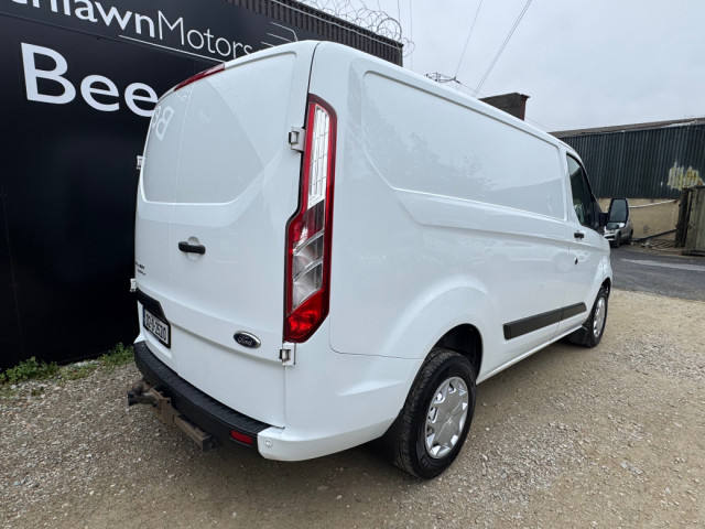 Image for 2021 Ford Transit Custom 2.0 TDCI SWB TREND // PRICE EXCL. VAT // FULL SERVICE HISTORY // TIMING BELT/WET BELT REPLACED // ONE OWNER //