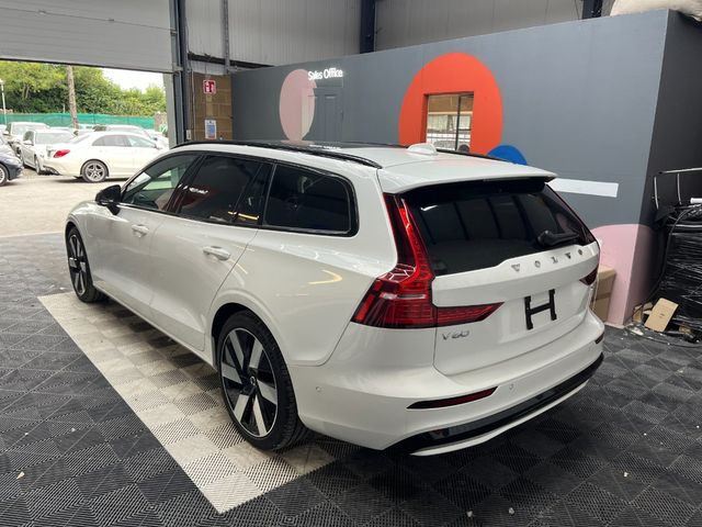 Image for 2024 Volvo V60 2024 VOLVO V60 T6 PLUG-IN 2.0 AUTOMATIC / CRUISE CONTROL / PARKING CAMERA / ELECTRIC MEMORY & HEATED SEATS / APPLE CARPLAY / PANORAMIC SUNROOF AND MORE