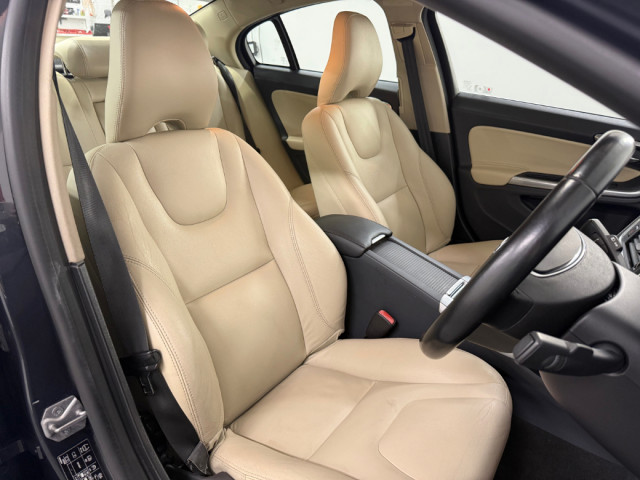 Image for 2015 Volvo S60 **SE MODEL**17" ALLOYS**FULL LEATHER**2 KEYS**AUTO LIGHTS**LEATHER MULTIFUNCTION STEERING WHEEL**DUAL ZONE CLIMATE**CRUISE CONTROL**8 X SERVICE STAMPS**FRONT AND REAR PARKING SENSORS**