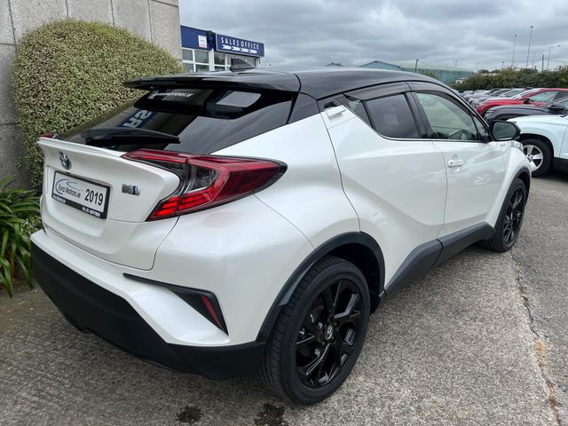 Image for 2019 Toyota C-HR SOL AUTOMATIC HYBRID 1.8 PETROL //HIGH SPEC//LOW MILES// 