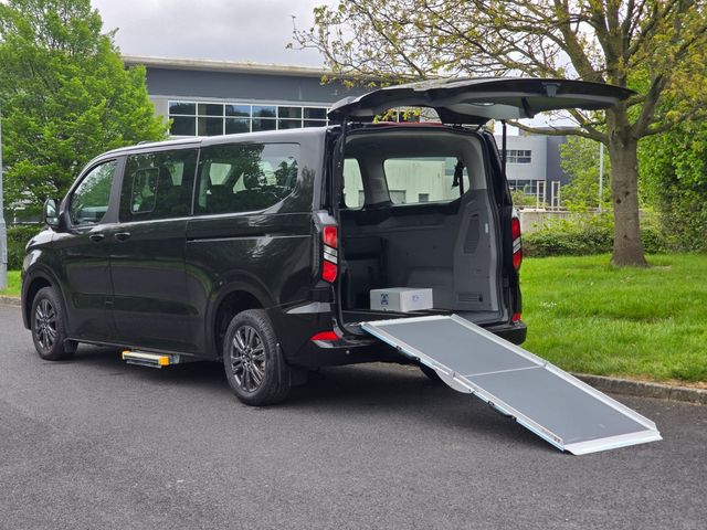 Image for 2026 Ford Tourneo Ford Custom Taxi Conversion