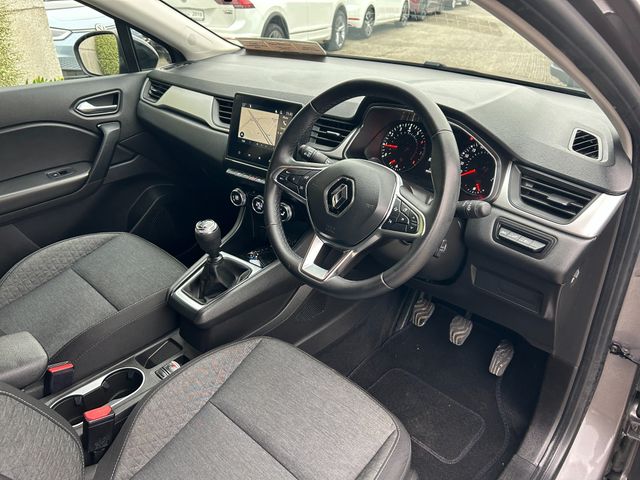 Image for 2022 Renault Captur 1.0 PETROL 5DR **ICONIC EDITION** SAT NAV** BLUETOOTH** MEDIA PLAY**