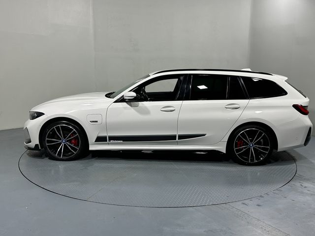 Image for 2022 BMW 3 Series 330E M Sport M Performance 222