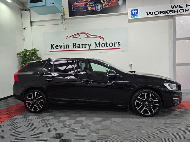 Image for 2017 Volvo V60 2.0 D4 DYNAMIC EDITION 190BHP AUTOMATIC **HIGH SPEC / 18" ALLOYS / ADAPTIVE CRUISE CONTROL / BLIND SPOT ASSIST / ELECTRIC & HEATED FRONT SEATS / FULL BLACK LEATHER / REVERSE CAMERA**