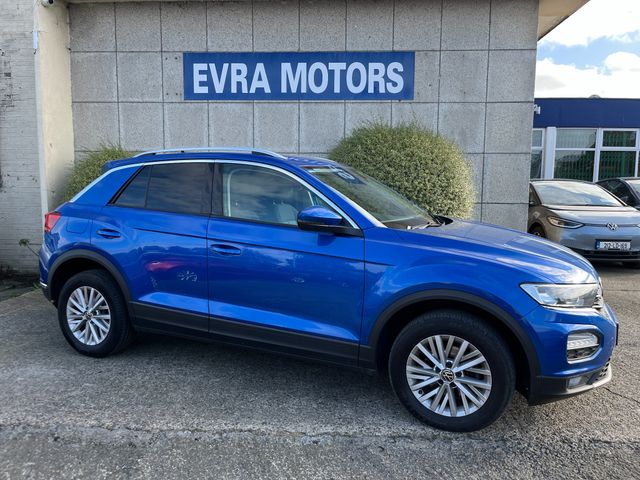 Image for 2021 Volkswagen T-Roc 2 SEAT COMMERCIAL 2.0 TDI DIESEL //ADAPTIVE CRUISE CONTROL//PARKING SENSORS//CARPLAY//AIRCON//€18950 INC VAT// 