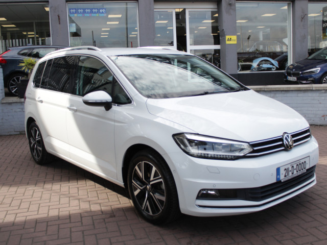 Image for 2021 Volkswagen Touran 2.0TDI HIGHLINE 7 SEATER AUTO // WITH 135, 000 KM'S // BUY WITH CONFIDENCE AA AND SIMI APPROVED DEALER 2026 // FINANCE ARRANGED // ALL TRADE INS WELCOME //