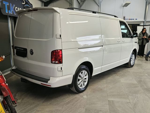 Image for 2022 Volkswagen Transporter 