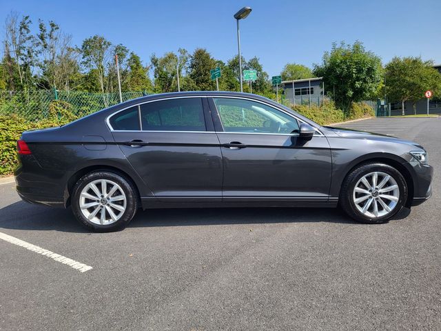Image for 2021 Volkswagen Passat 