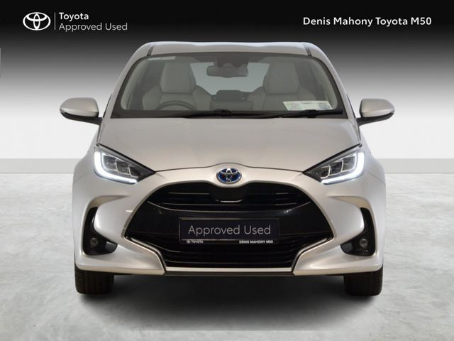 Image for 2021 Toyota Yaris Platinum Edition Hybrid Auto