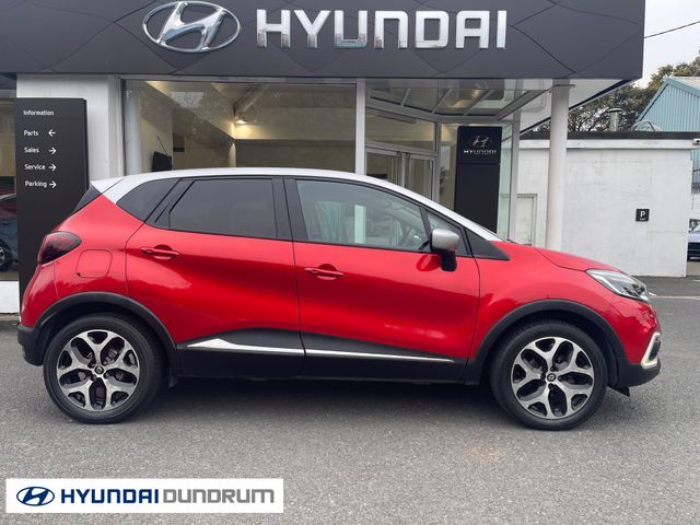 Image for 2018 Renault Captur Signature X NAV TCE 90 4DR