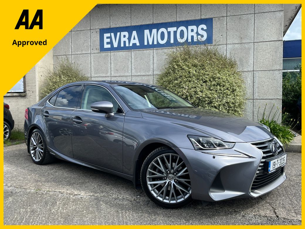 Image for 2019 Lexus IS 300h PREMIUM HYBRID AUTOMATIC 2.5 PETROL //HIGH SPEC//FULL LEATHER ELECTRIC HEATED/COOLED SEATS//HEATED STEERING WHEEL//SAT NAV//ADAPTIVE CRUISE CONTROL//KEYLESS ENTRY//