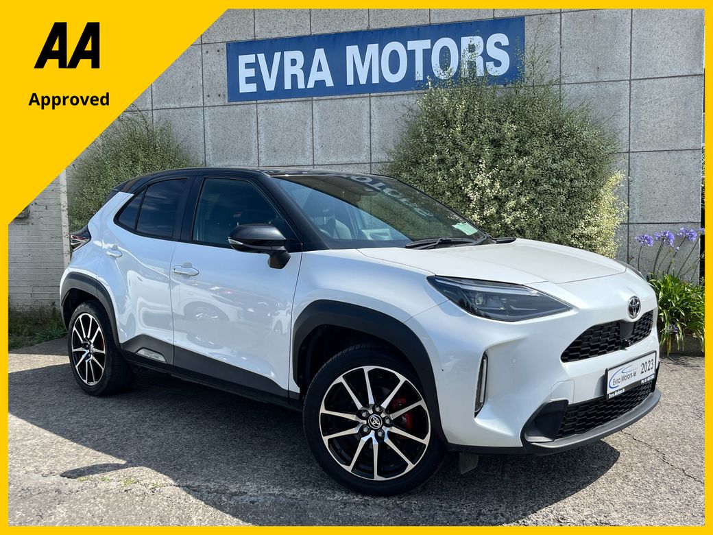 Image for 2023 Toyota Yaris Cross GR SPORT AUTOMATIC HYBRID 1.5 PETROL //360 PARKING CAMERAS//KEYLESS ENTRY//ADAPTIVE CRUISE CONTROL// 