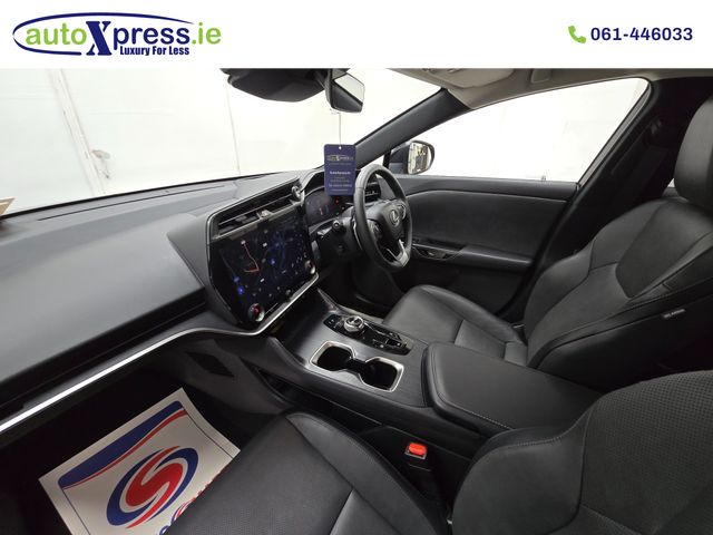 Image for 2024 Lexus RZ 450E PREMIUM PLUS, 360 Reversing camera