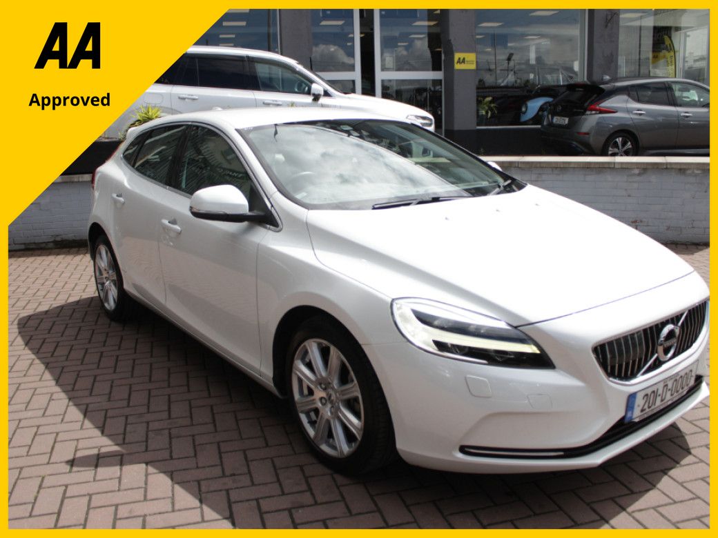 Image for 2020 Volvo V40 2020 VOLVO V40