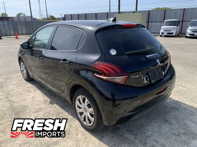 Image for 2017 Peugeot 208 *STYLE MODEL*