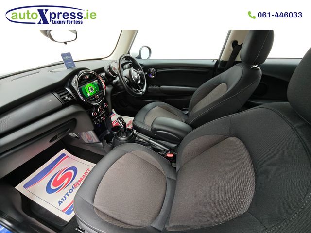 Image for 2020 Mini Cooper 1.5 Automatic, Reversing camera