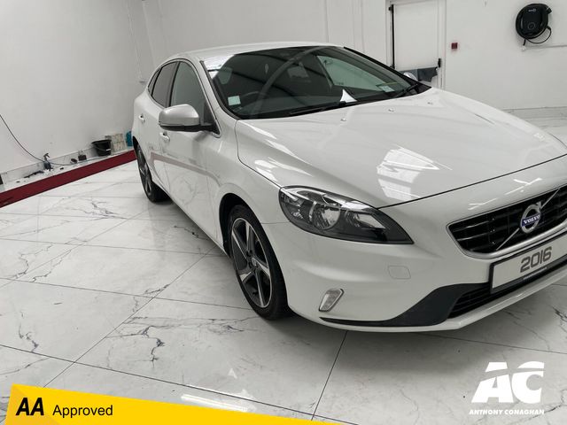 Image for 2016 Volvo V40 D2 (120hp) R-Design Edition