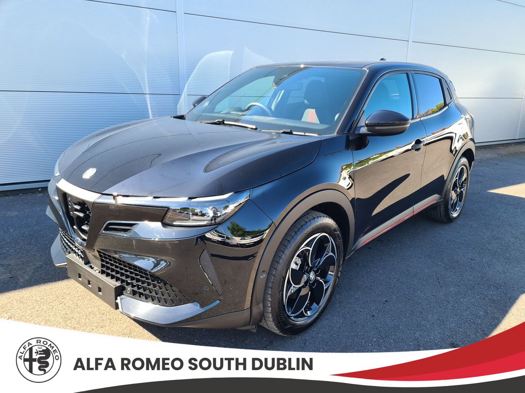 Image for 2025 Alfa Romeo Junior "Electtrica Speciale Model " EV; Fully Electric