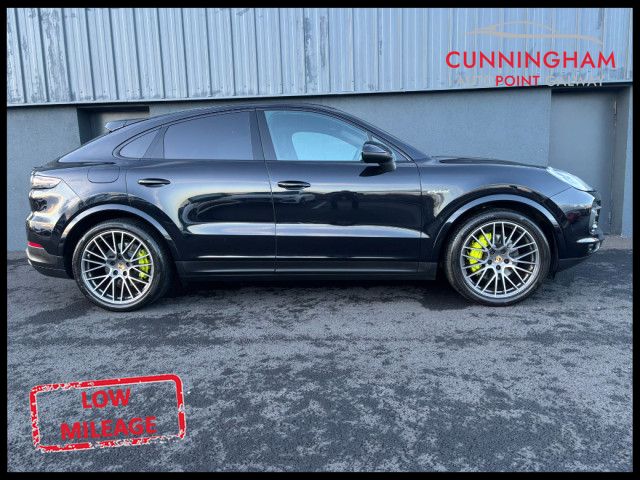 Image for 2022 Porsche Cayenne Coupe 3.0 V6 e-hybrid 