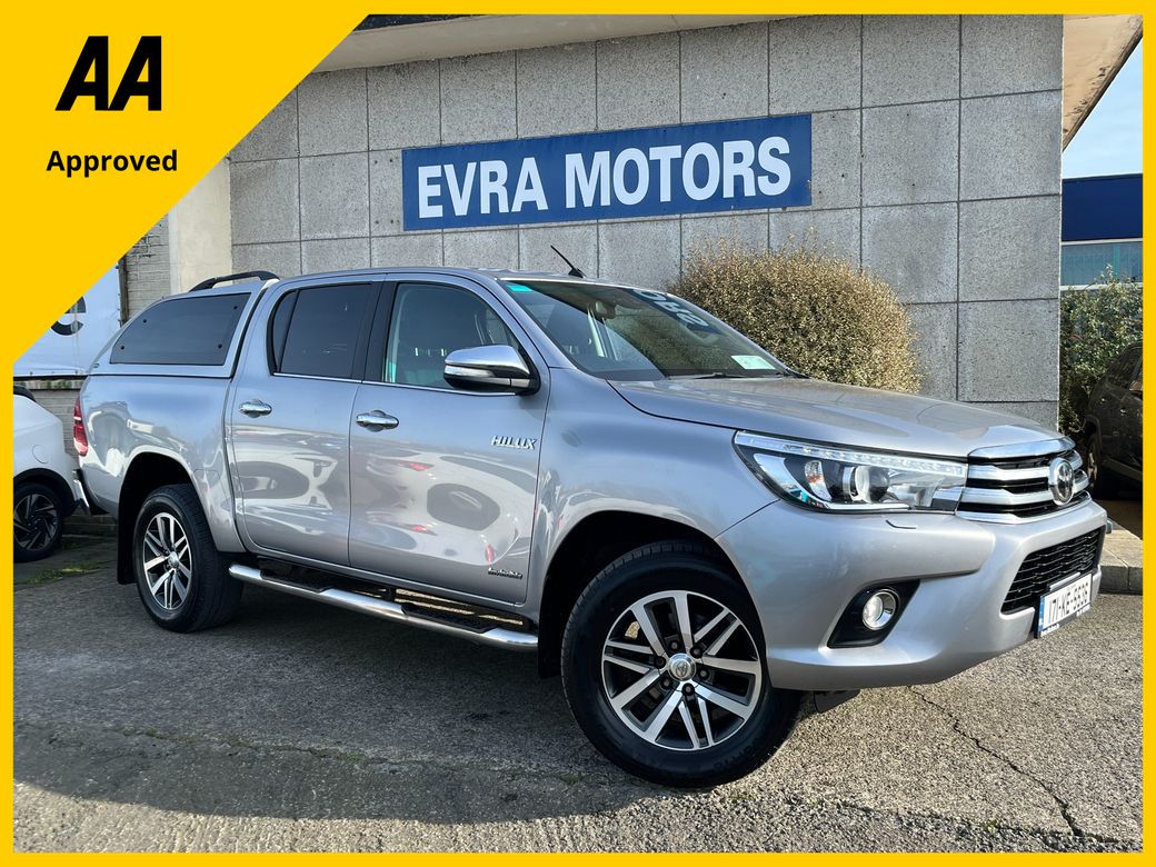 Image for 2017 Toyota Hilux 2.4 D-4D INVINCIBLE AWD NO VAT //REVERSE CAMERA//KEYLESS ENTRY//