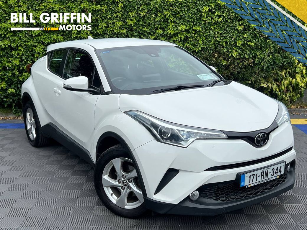 Image for 2017 Toyota C-HR LUNA 1.2T // REVERSE CAMERA // ADAPTIVE CRUISE CONTROL // BLUETOOTH MUSIC