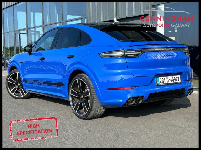 Image for 2023 Porsche Cayenne Coupe 3.0 V6 e-hybrid 