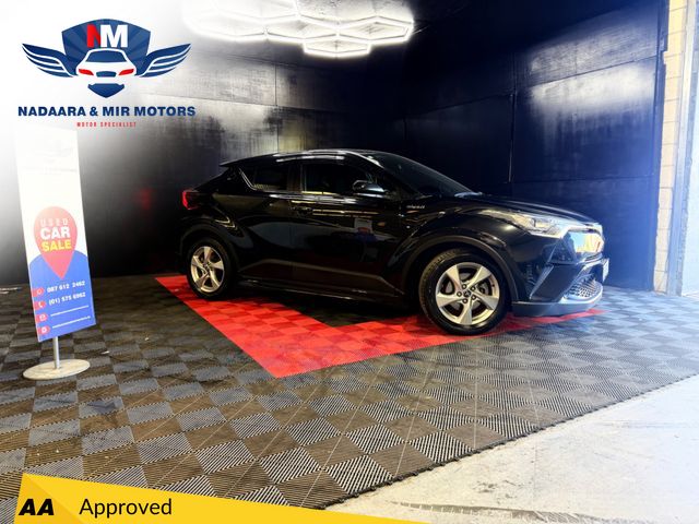 Image for 2018 Toyota C-HR Hybrid luxury